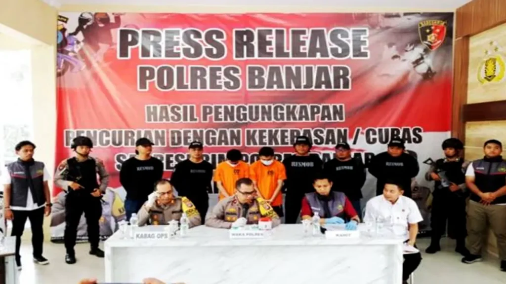 Begal Sadis Nyerang Korban Pakai Senjata Tajam